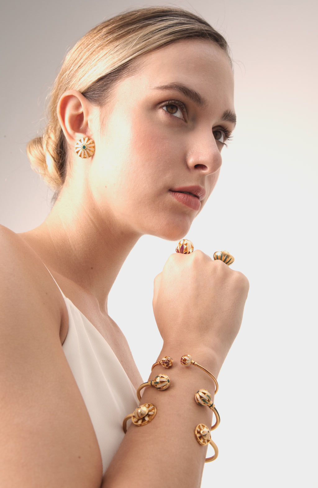 Flower Buds 8mm Essential Bangle